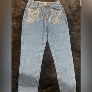 New pair of jeans size Small with tag still on